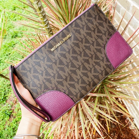 💃💅🏻Michael Kors wristlet clutch brown purple - Picture 2 of 7